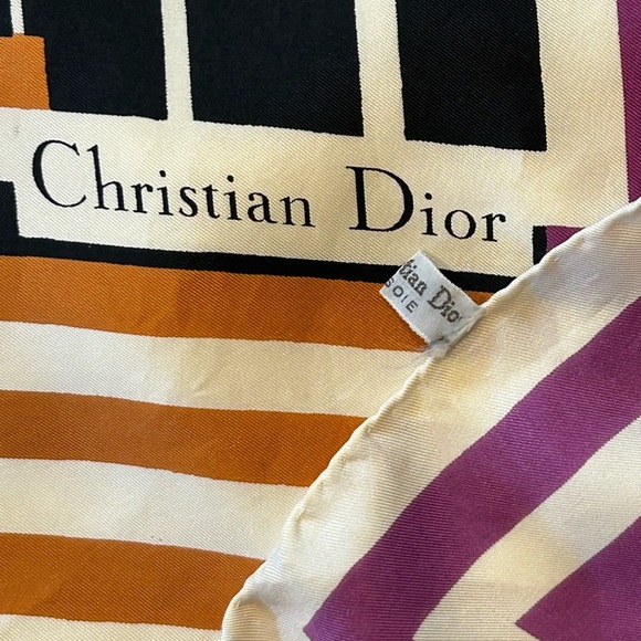 Dior Black and Gold Silk Floral Scarf 30x30 - Picture 3 of 5